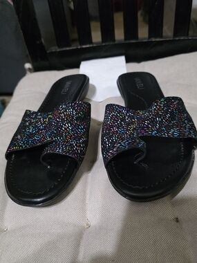 0Vaneli Black Slide Sandals with Multicolor Confetti Strap Size8.5.